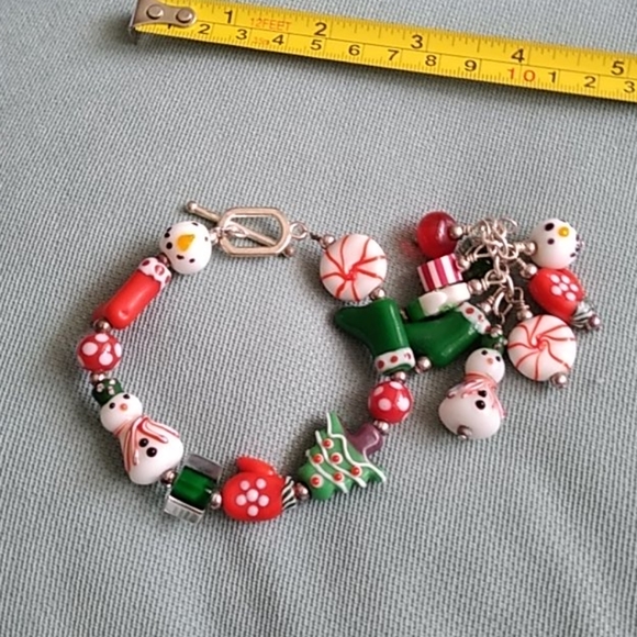 Jewelry - 🌲🌲CHRISTMAS BRACELET 🌲🌲